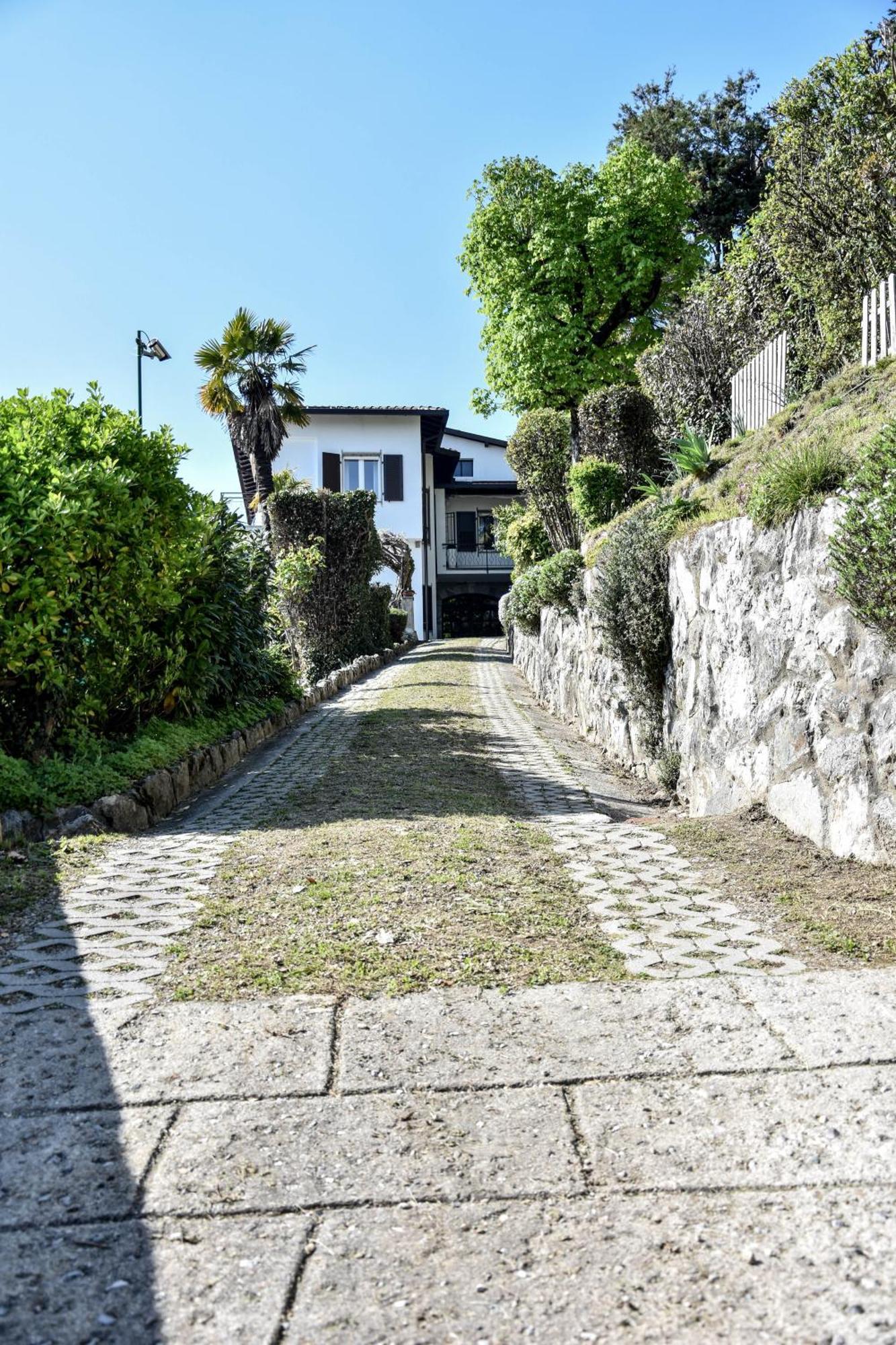 Villa Antonella, App. Vittoria Tavernerio Extérieur photo