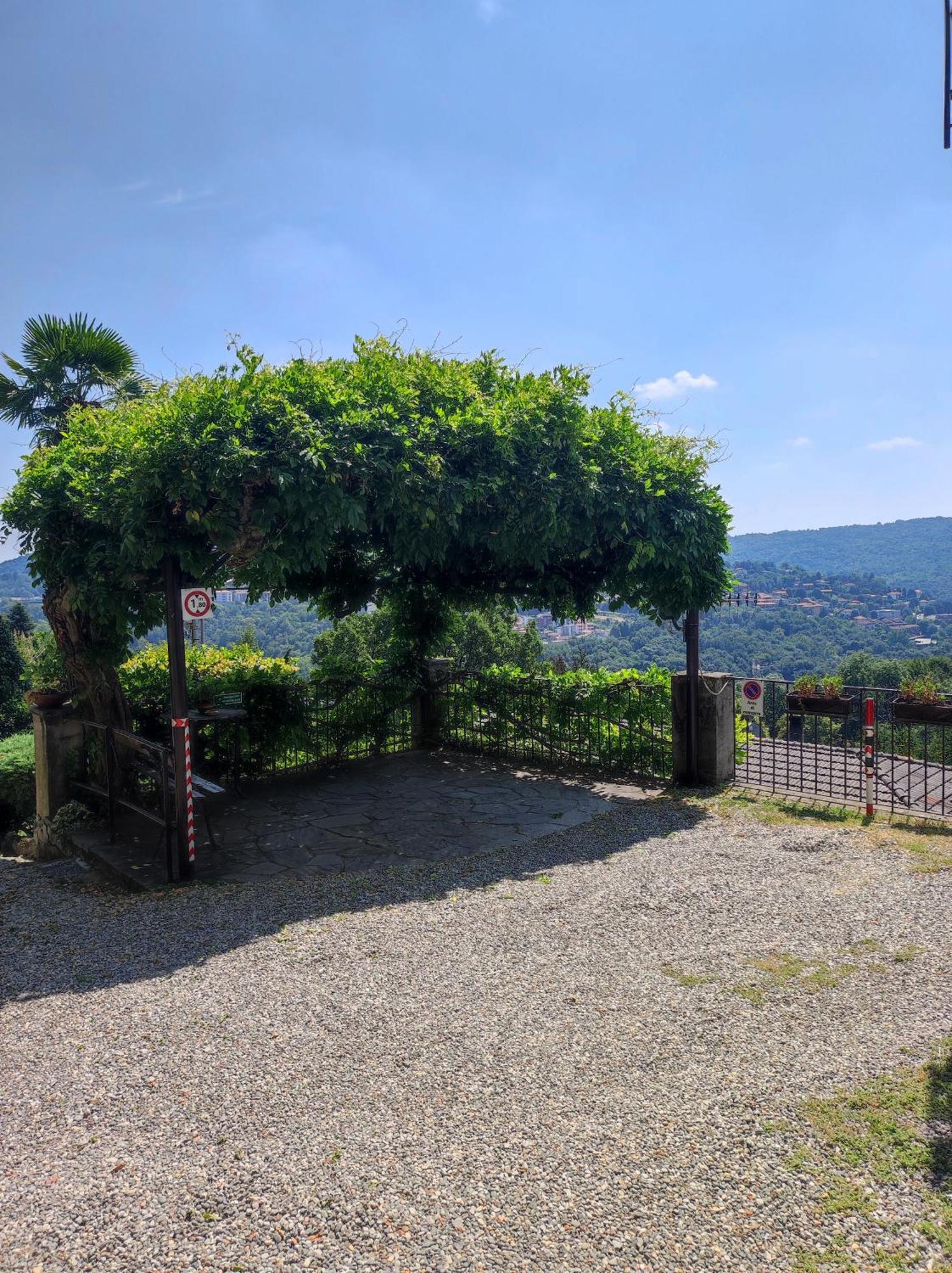 Villa Antonella, App. Vittoria Tavernerio Extérieur photo