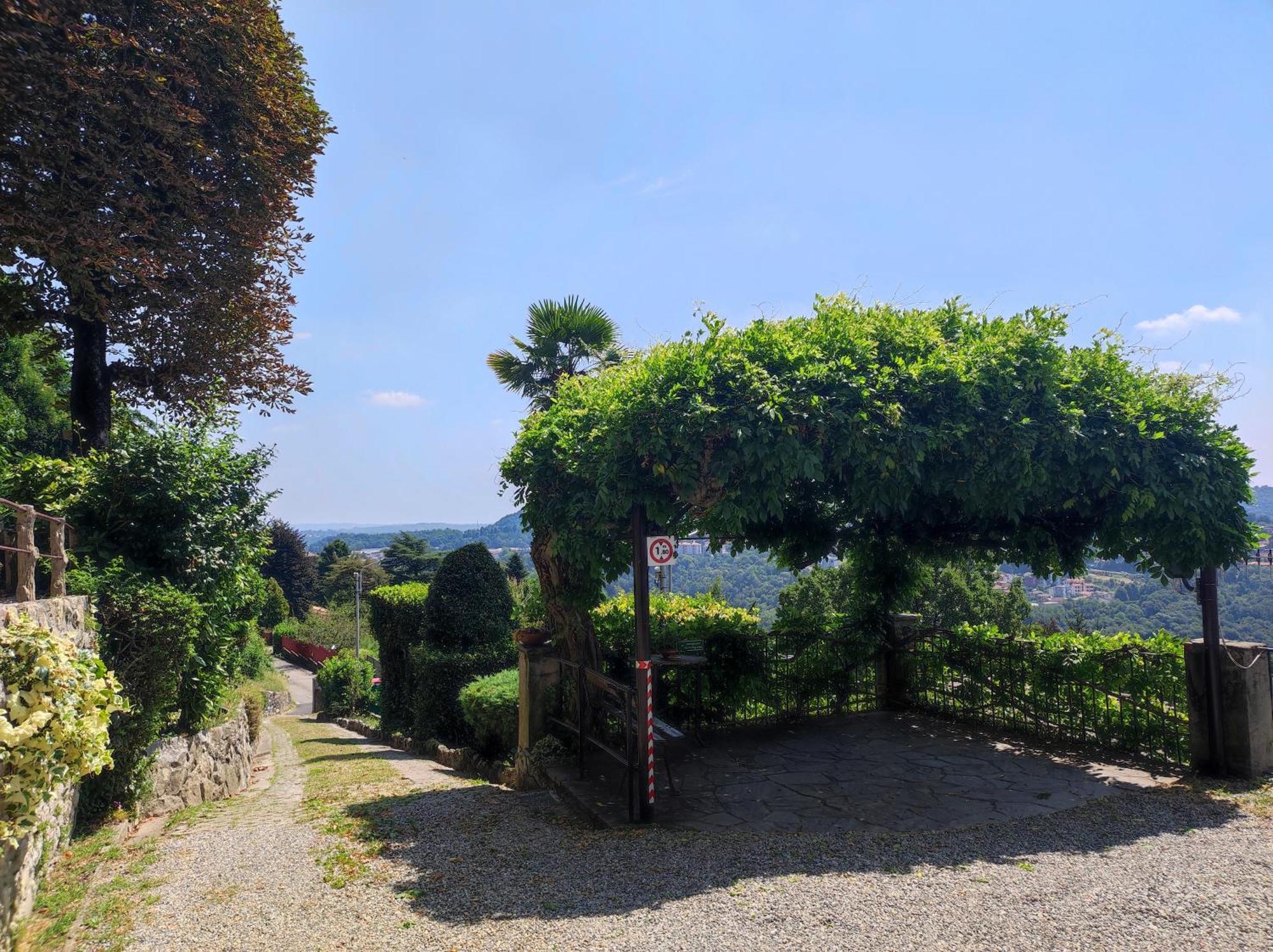 Villa Antonella, App. Vittoria Tavernerio Extérieur photo